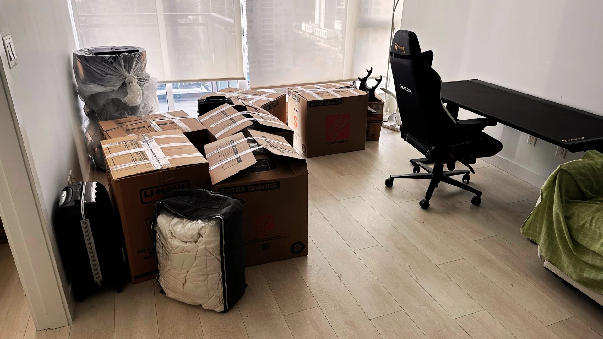 Office Moving, (4)